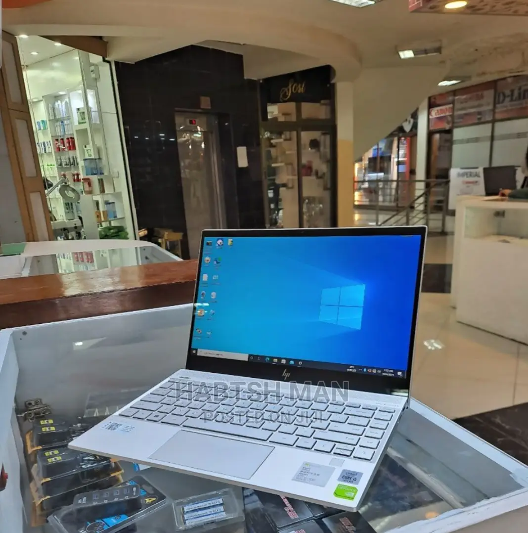 New Laptop HP Envy 14 8GB Intel Core I5 SSD 512GB