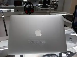 Laptop Apple MacBook Air 2012 4GB Intel Core I5 SSD 128GB