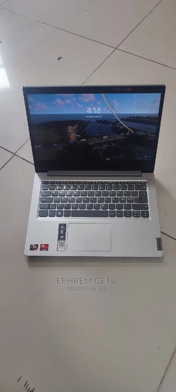 New Laptop Lenovo Ideapad 3 8GB AMD Ryzen 3 SSD 512GB