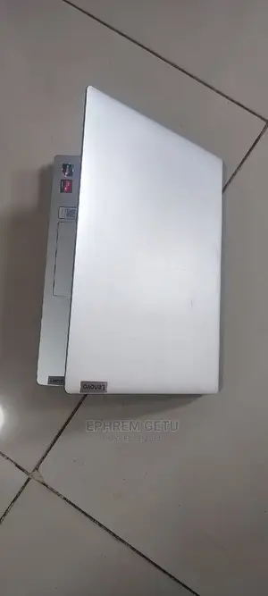 New Laptop Lenovo Ideapad 3 8GB AMD Ryzen 3 SSD 512GB