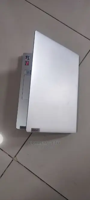 New Laptop Lenovo Ideapad 3 8GB AMD Ryzen 3 SSD 512GB