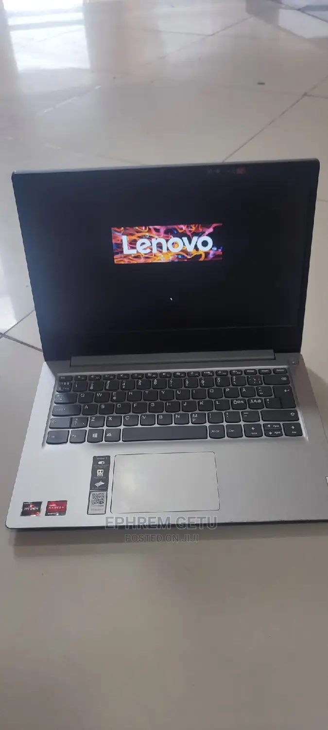 New Laptop Lenovo Ideapad 3 8GB AMD Ryzen 3 SSD 512GB