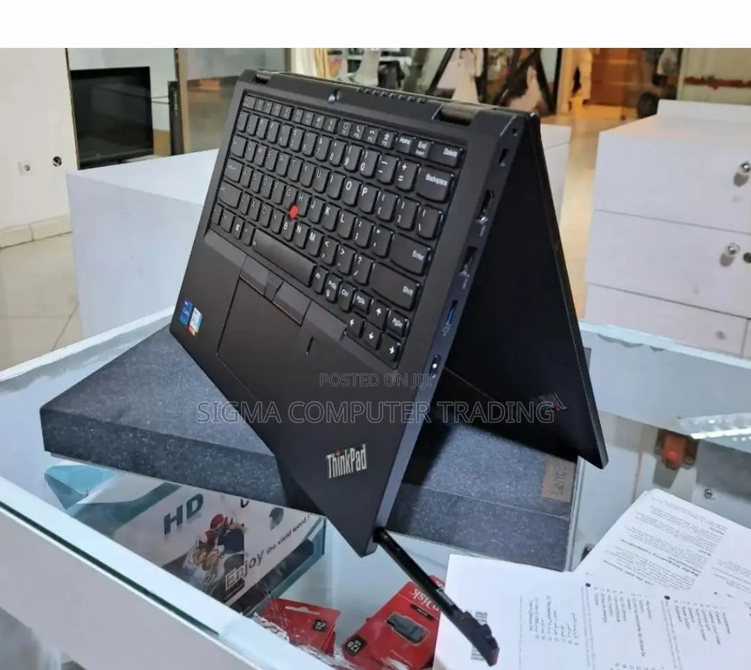 New Laptop Lenovo ThinkPad Yoga 16GB Intel Core I7 SSD 512GB