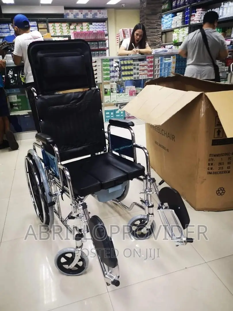 Multifunctional Wheelchair Commode Provider 2