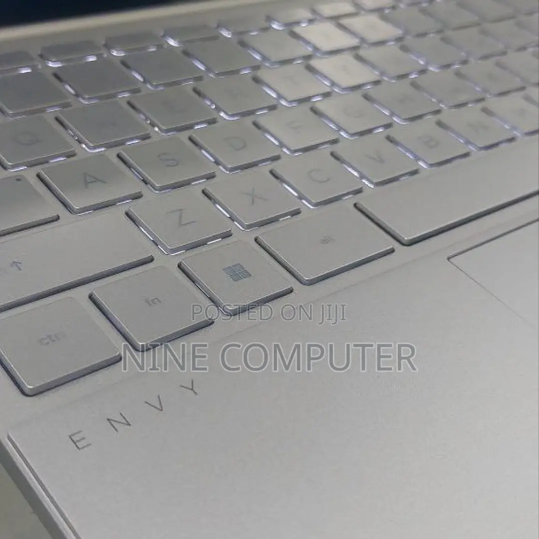 New Laptop HP Envy 13 8GB Intel Core I7 SSD 512GB