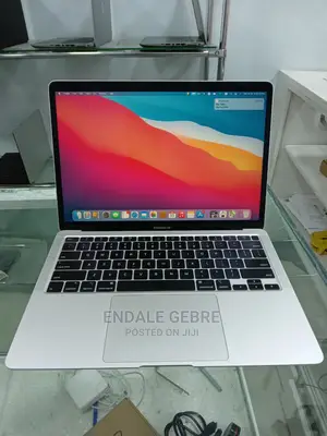 New Laptop Apple MacBook Air 2020 8GB Intel Core I5 SSD 512GB