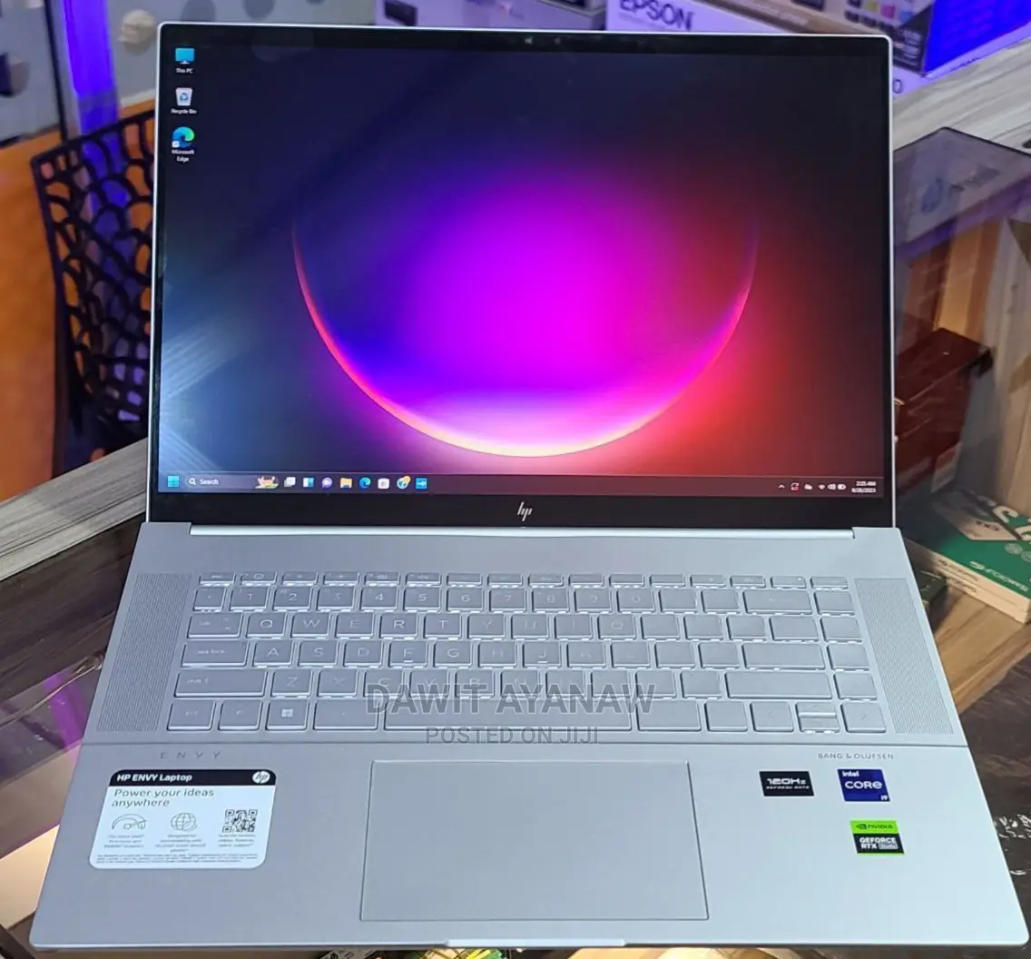 New Laptop HP Envy 15 32GB Intel Core I9 SSD 2T