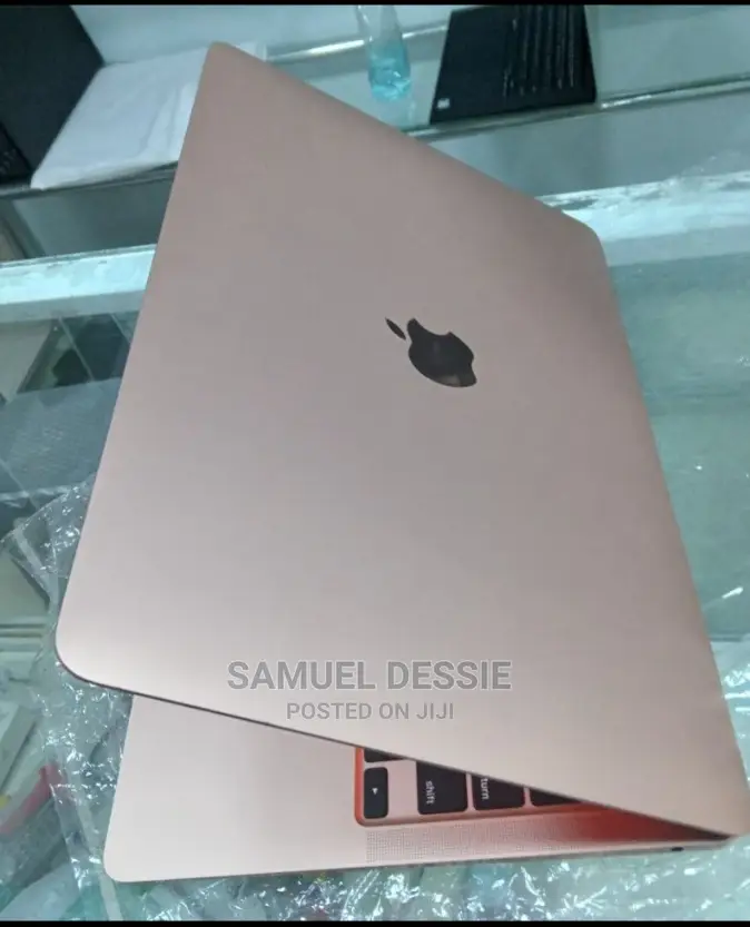 New Laptop Apple MacBook Air 2020 M1 8GB SSD 256GB