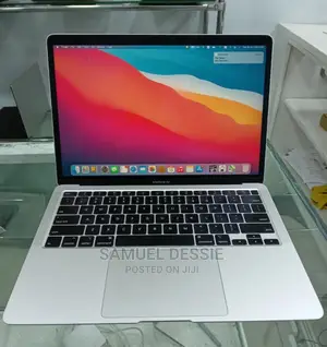 Photo - New Laptop Apple MacBook Air 2020 8GB Intel Core I5 SSD 512GB