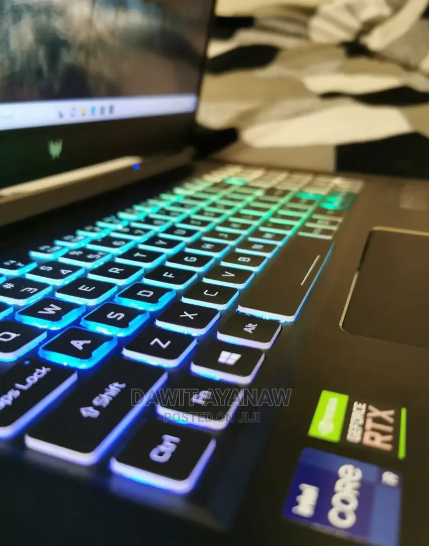 New Laptop Acer Predator Helios 300 16GB Intel Core I9 SSD 512GB