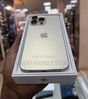 Photo - Apple iPhone 14 Pro Max 256 GB Gold