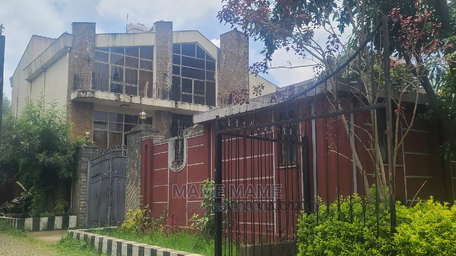6bdrm House in Addis Abeba, Yeka for sale