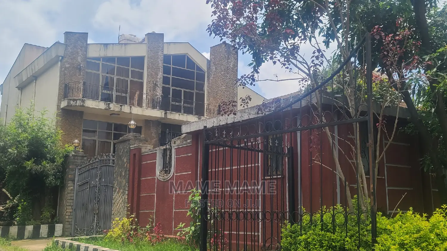 6bdrm House in Addis Abeba, Yeka for sale