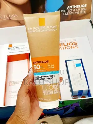 Photo - La Roche-Posay Anthelios Ultra Resistant SPF50+ 75ml