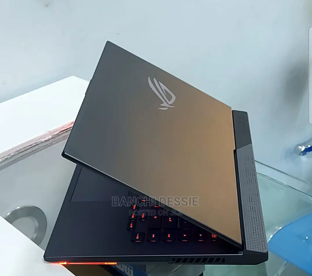 New Laptop Asus ROG Strix G15 16GB Nvidia SSD 1T