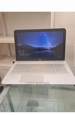 New Laptop HP Envy X360 8GB Intel Core I5 SSD 1T
