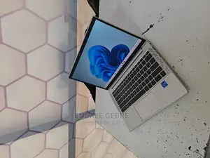 New Laptop HP EliteBook 830 G5 16GB Intel Core I7 SSD 1T