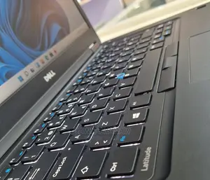 New Laptop Dell 8GB Intel Core I5 SSD 256GB