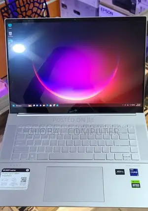 New Laptop HP Envy 17-3000 32GB Intel Core I9 SSD 2T