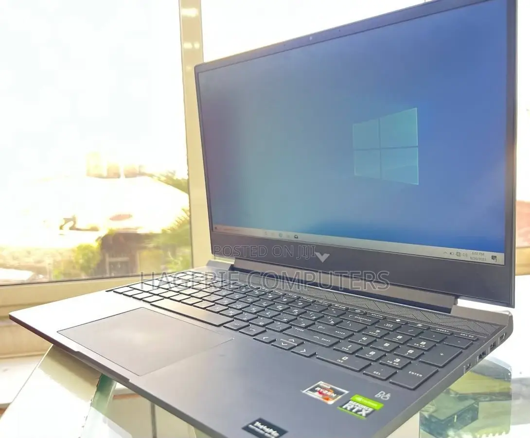 New Laptop HP Victus 16 16GB AMD Ryzen 7 SSD 512GB