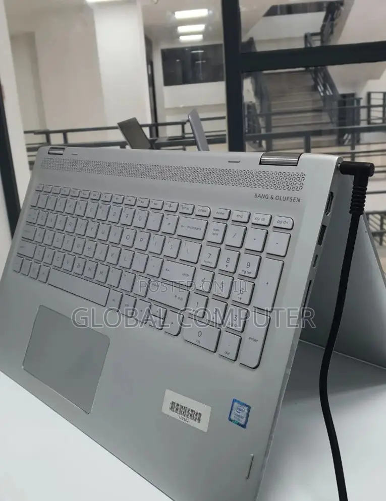 New Laptop HP Envy X360 15t 16GB Intel Core I7 SSD 512GB