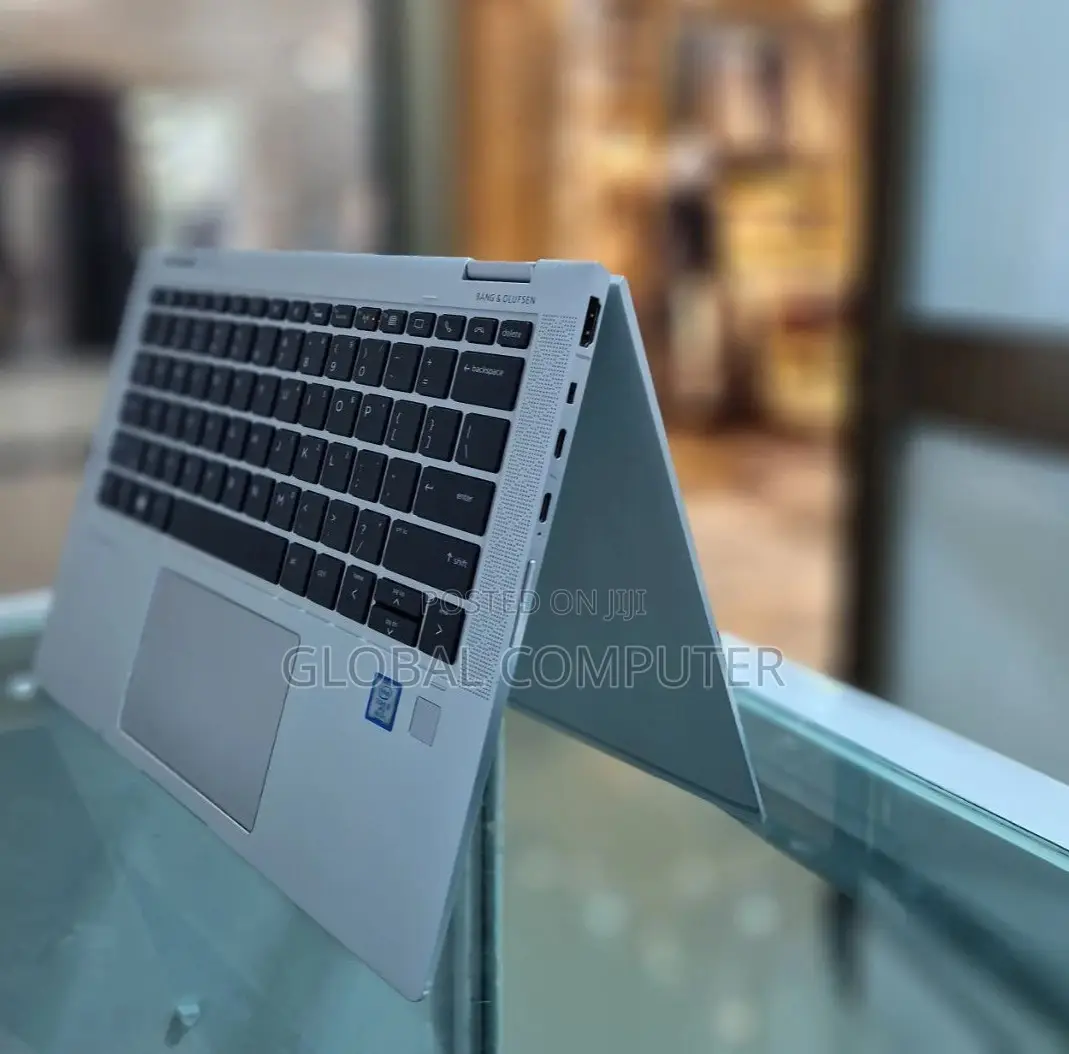 New Laptop HP EliteBook 1030 8GB Intel Core I7 SSD 512GB