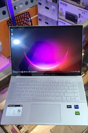 New Laptop HP Envy 17 32GB Intel Core I9 SSD 2T