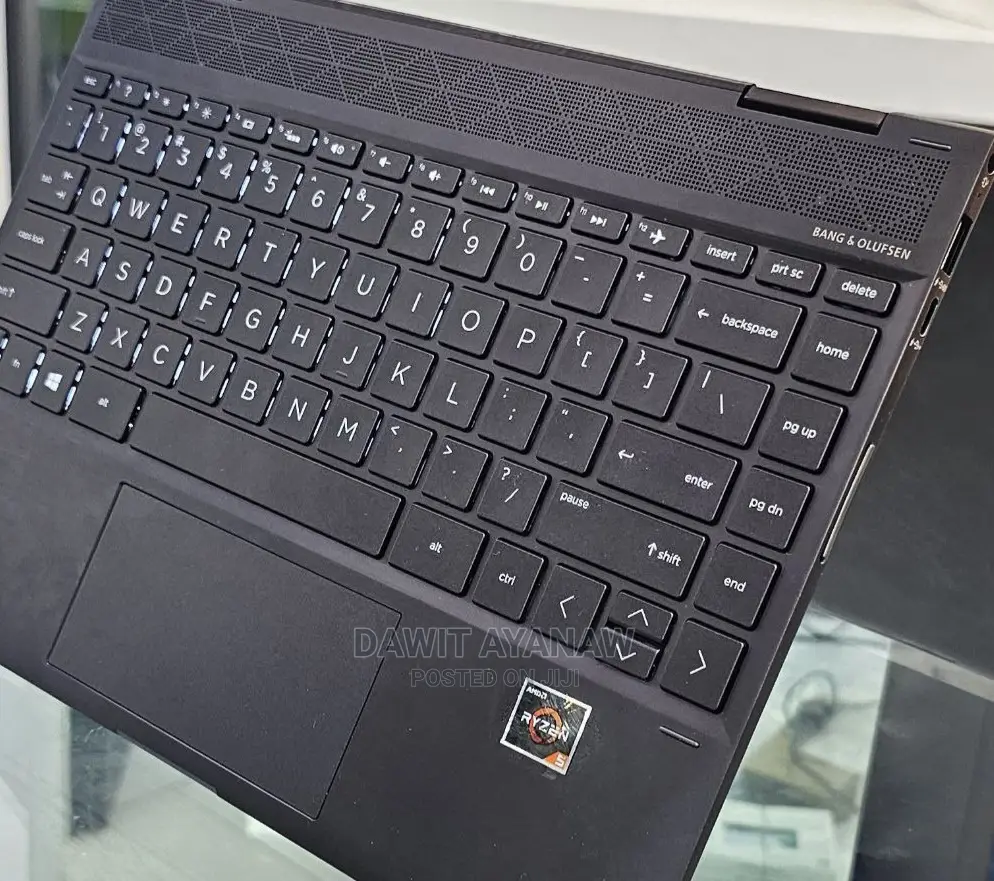 New Laptop HP Envy X360 13z 8GB AMD Ryzen 5 SSD 512GB