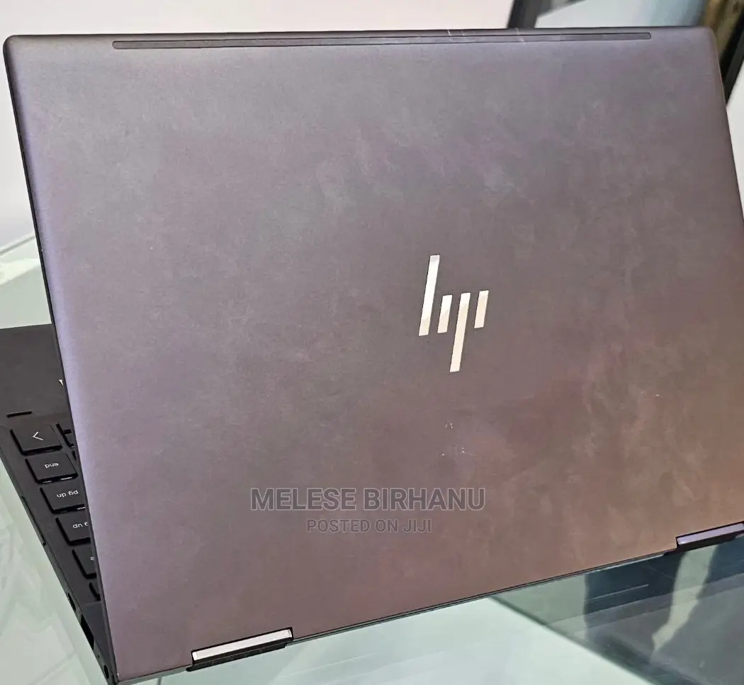 New Laptop HP Envy X360 8GB AMD Ryzen 5 SSD 512GB