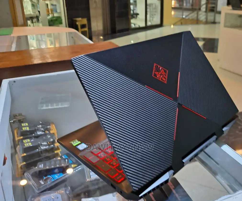 New Laptop HP Omen 15 8GB Intel Core I7 HDD+SSD 1T