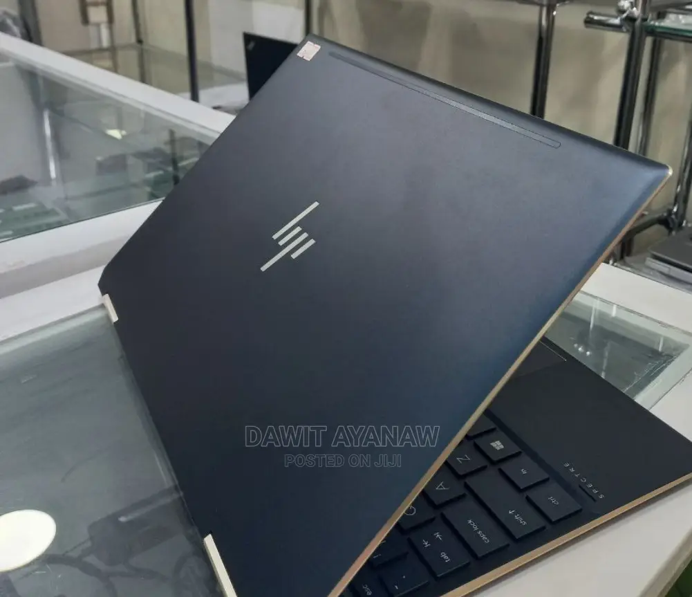 New Laptop HP Spectre 16GB Intel Core I7 SSD 512GB