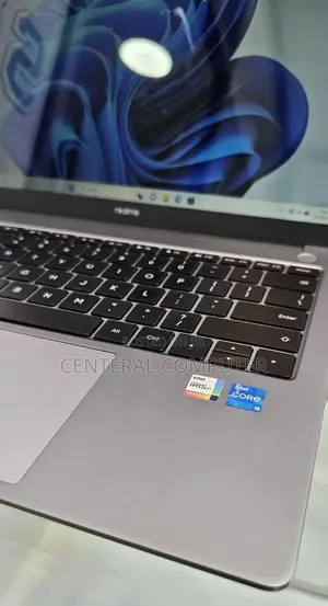 New Laptop 8GB Intel Core I5 SSD 512GB