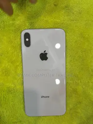 Photo - New Apple iPhone XS Max 256 GB Silver