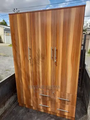 1.20ሳሜ ላምኔት ቁምሳጥን