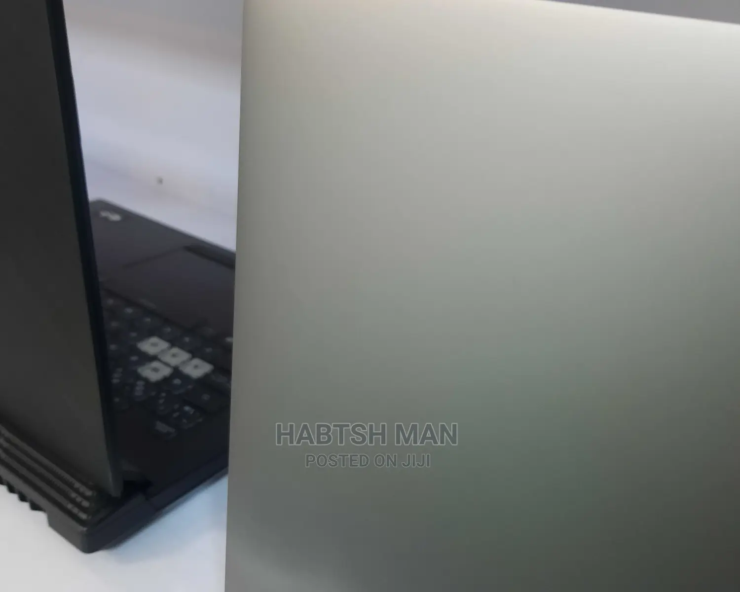 New Laptop Microsoft Surface Book 3 16GB Intel Core i7 SSD 256GB