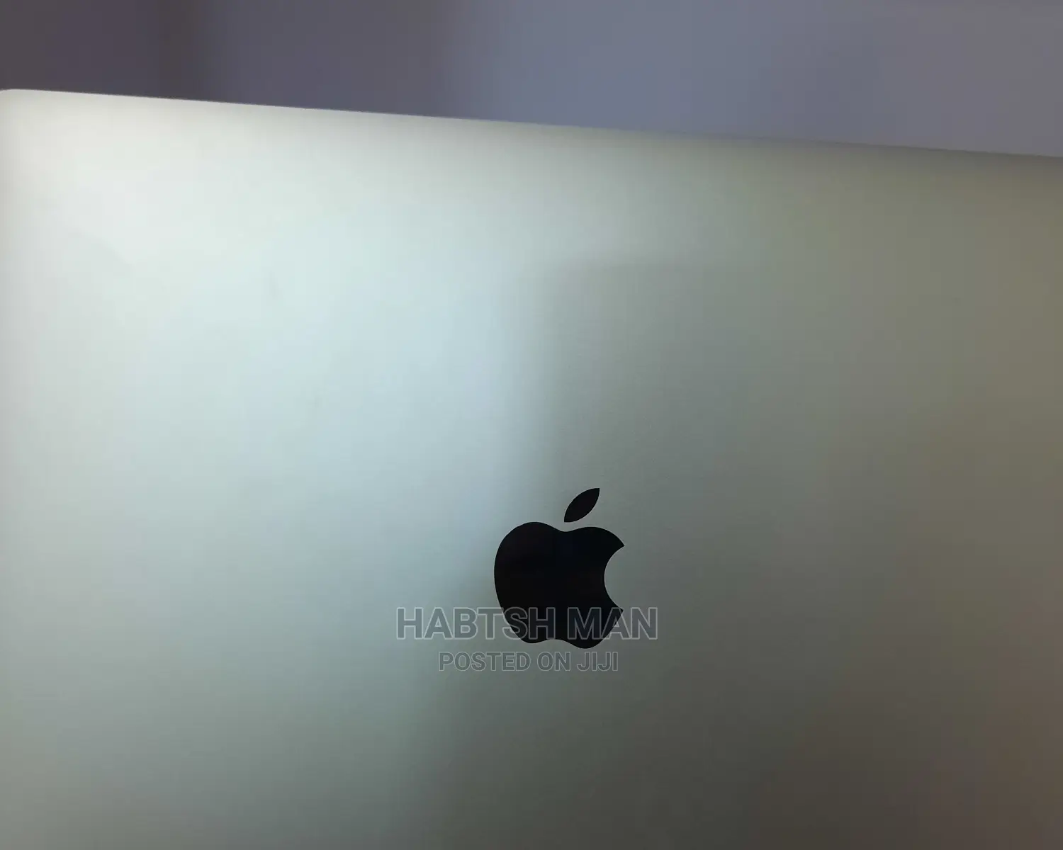 New Laptop Apple MacBook 2017 8GB Intel Core i5 SSD 256GB