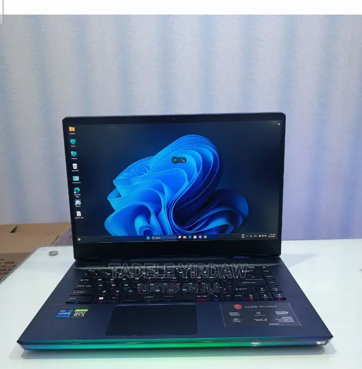 New Laptop MSI GE66 Raider 16GB Intel Core I7 SSD 1T