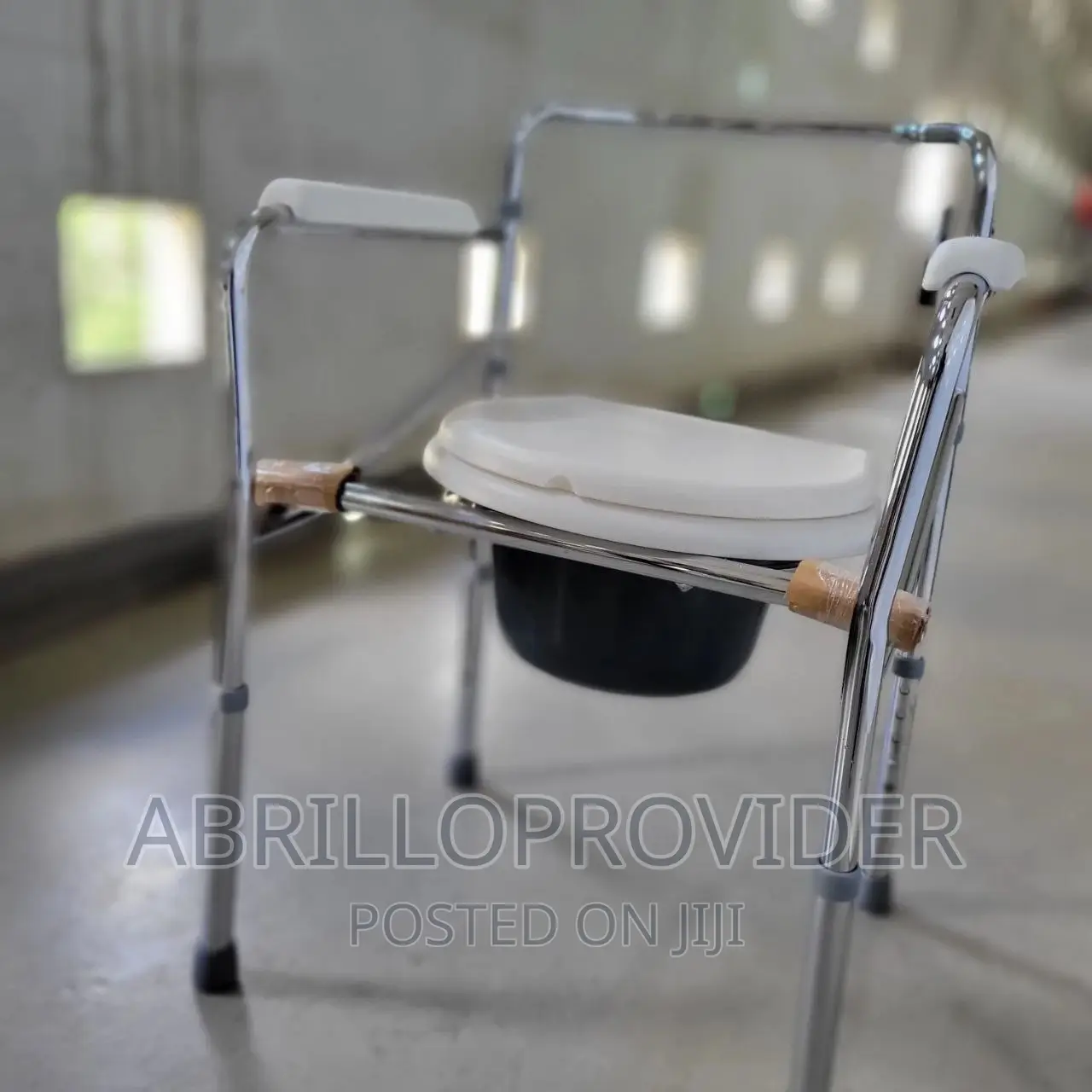 Comfortable Folding Toilet Shower Chair Adjustable Height