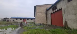 ለክራይ የቀረበ መጋዘን