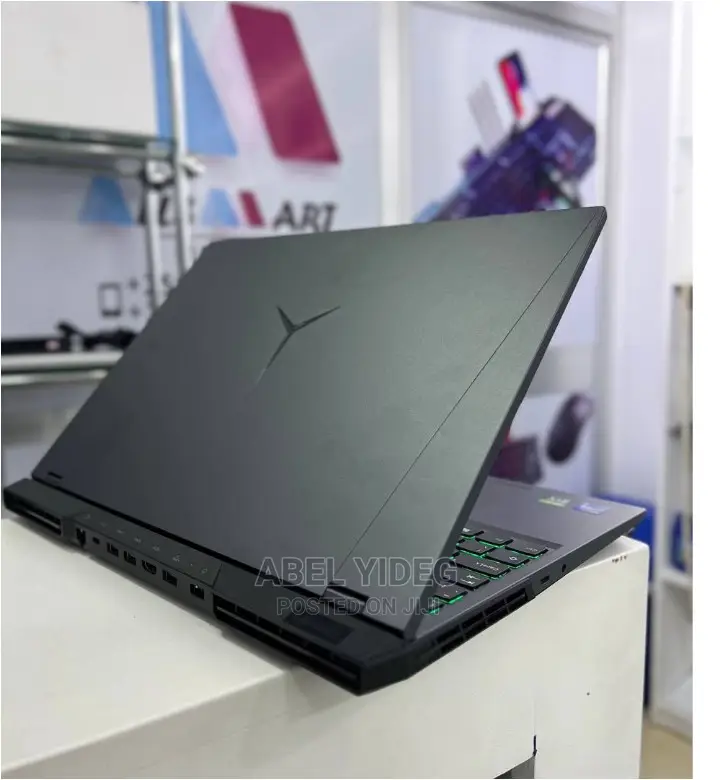 New Laptop Lenovo Legion 7 16GB Intel Core i9 SSD 1T