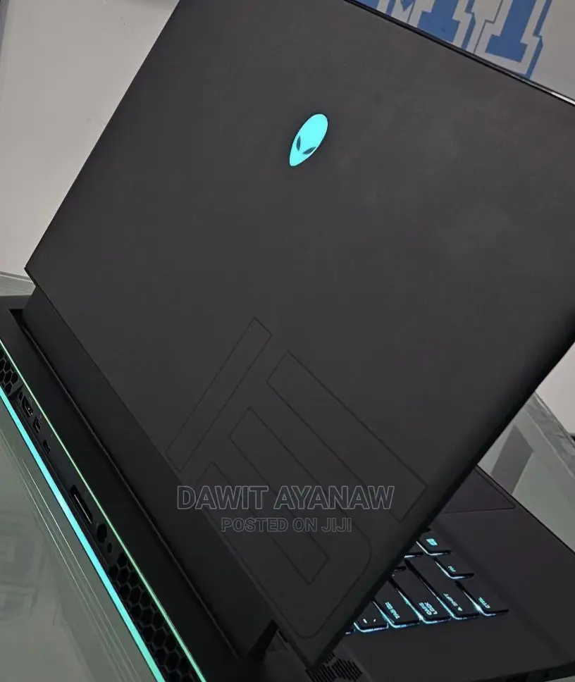 New Laptop Alienware Area-51m 16GB Intel Core I7 HDD+SSD 256GB