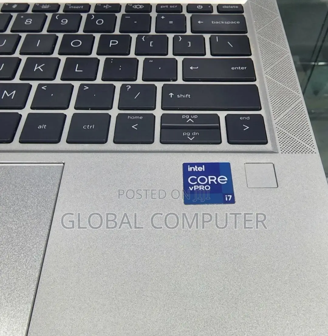 New Laptop HP EliteBook 830 16GB Intel Core I7 HDD 1T