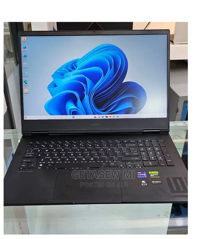 New Laptop HP Omen 17 16GB Intel Core I7 SSD 1T
