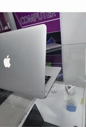 New Laptop Apple MacBook Air 2014 8GB Intel Core I7 SSD 256GB