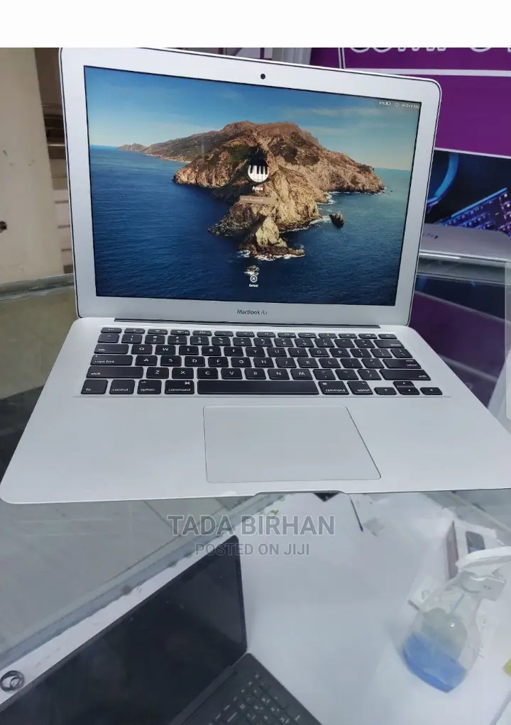 New Laptop Apple MacBook Air 2014 8GB Intel Core I7 SSD 256GB