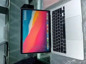 New Laptop Apple MacBook Air 2020 8GB Intel Core i5 SSD 512GB