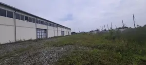 መጋዘን ማከራይት ጀምረነል