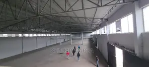 መጋዘን አለ የሚከራይ