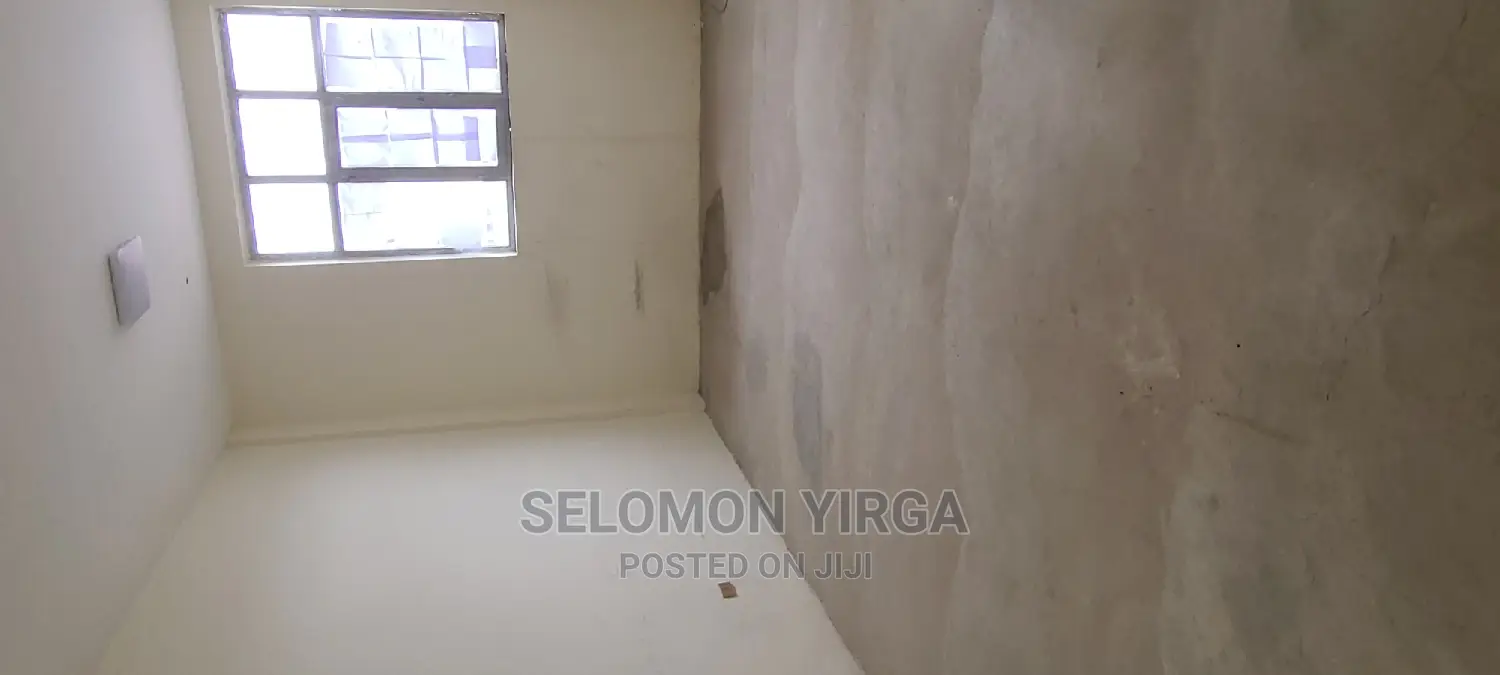 መጋዘን አለ የሚከራይ