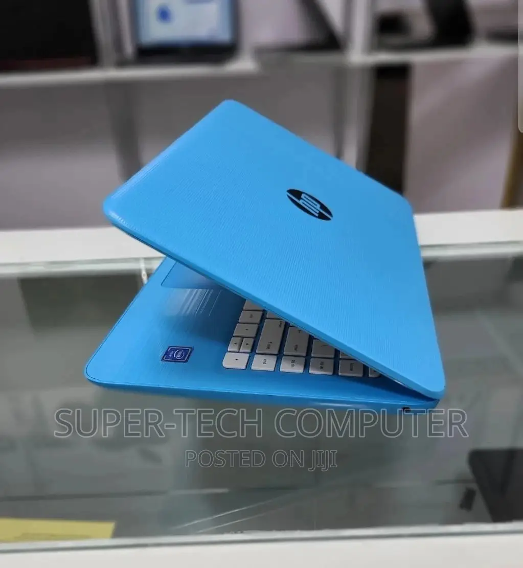 New Laptop HP Stream Notebook 4GB Intel Celeron SSD 32GB